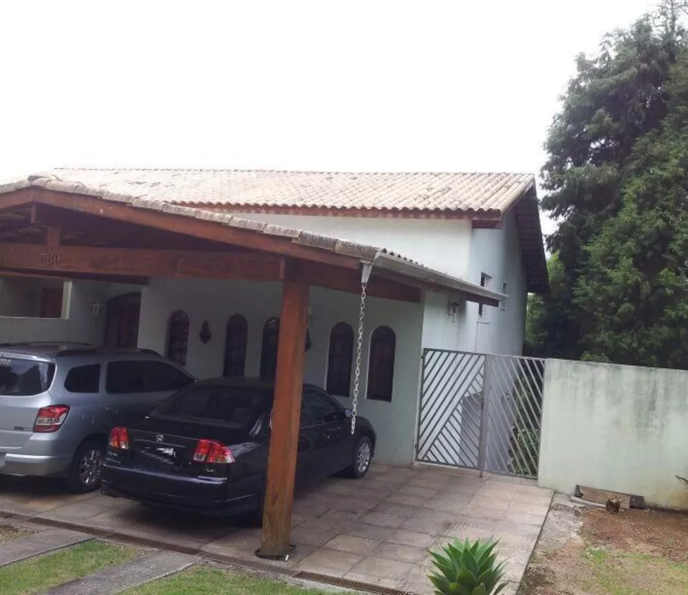 Casa de Condomínio à venda com 4 quartos, 236m² - Foto 1