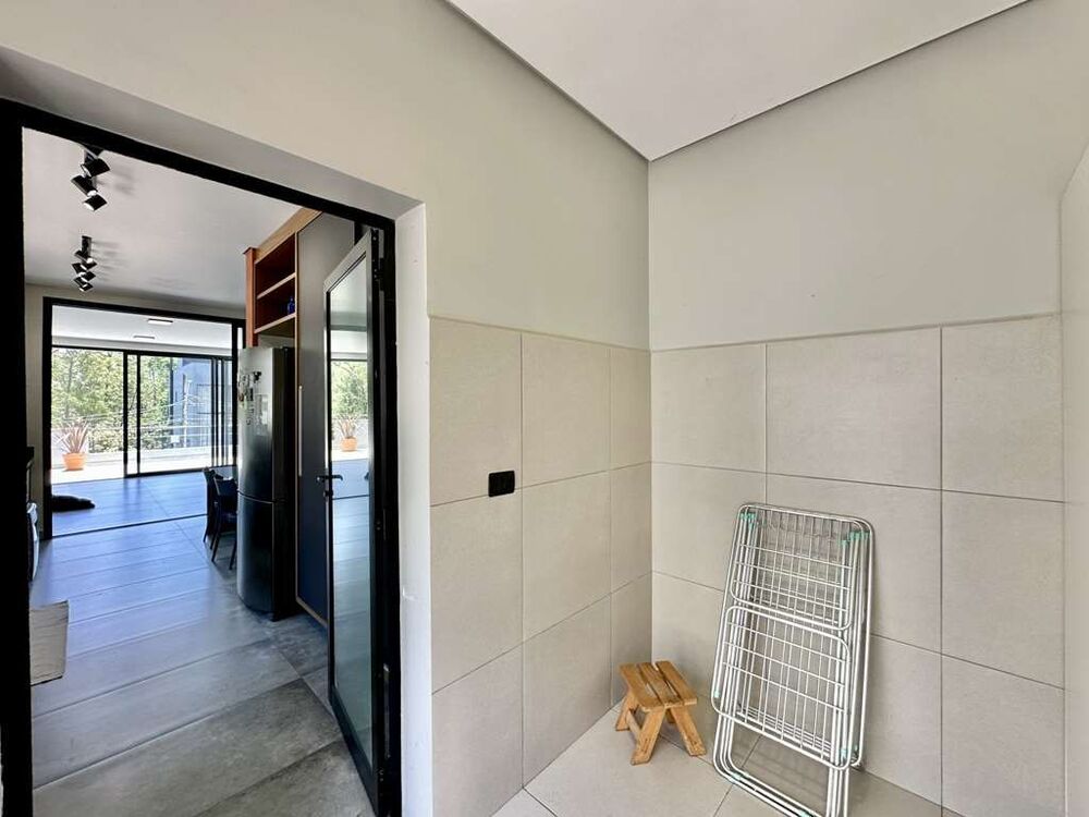 Casa de Condomínio à venda com 3 quartos, 269m² - Foto 4