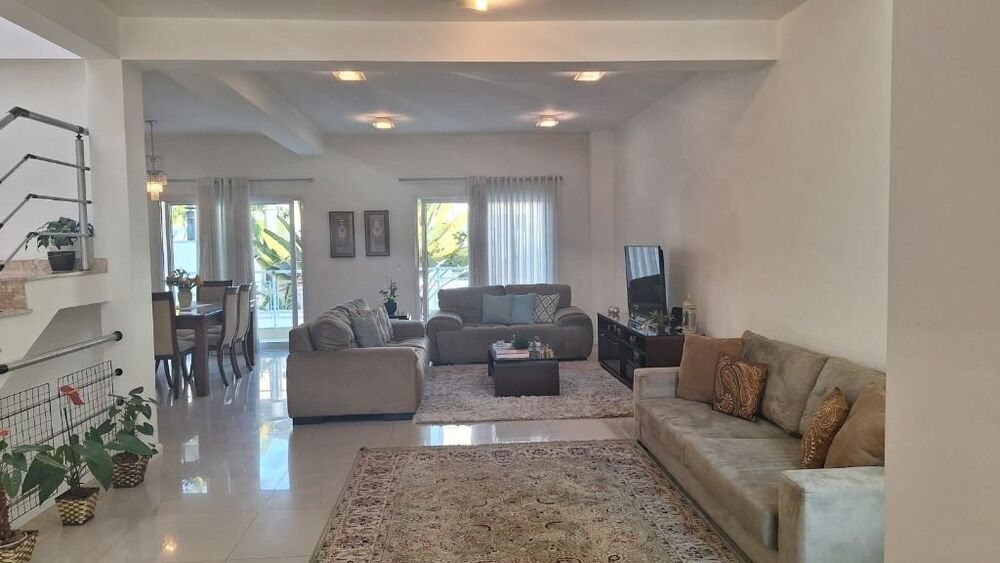 Casa de Condomínio à venda com 4 quartos, 520m² - Foto 1