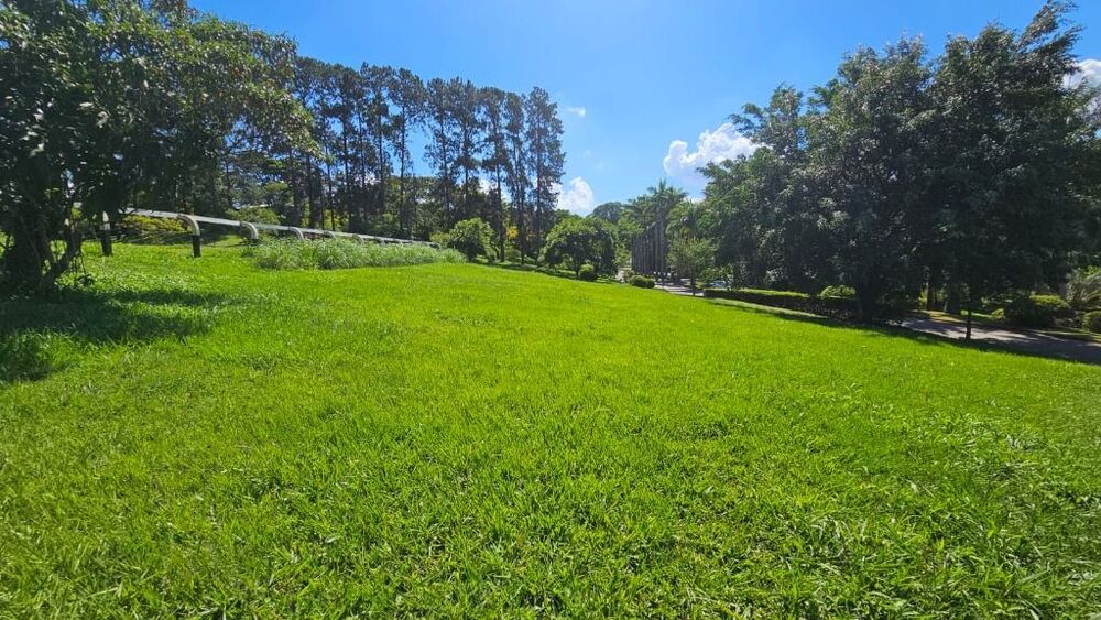 Loteamento e Condomínio, 2300 m² - Foto 1