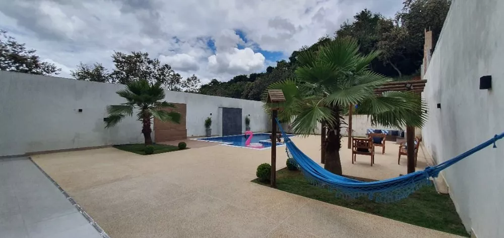 Casa de Condomínio à venda com 4 quartos, 450m² - Foto 3