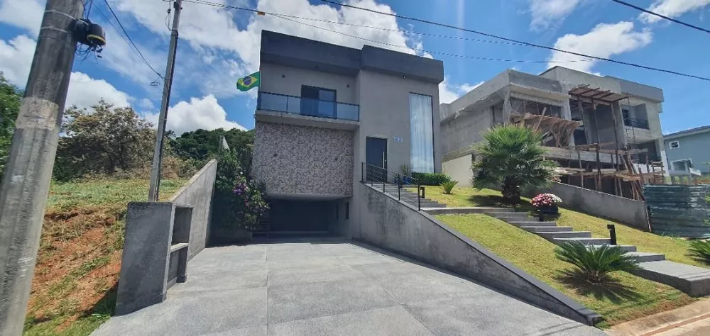 Casa de Condomínio à venda com 4 quartos, 450m² - Foto 2