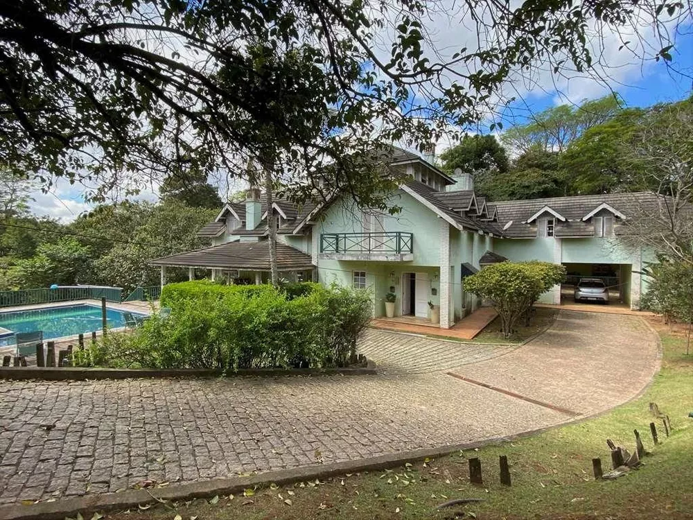 Casa de Condomínio à venda com 4 quartos, 562m² - Foto 2