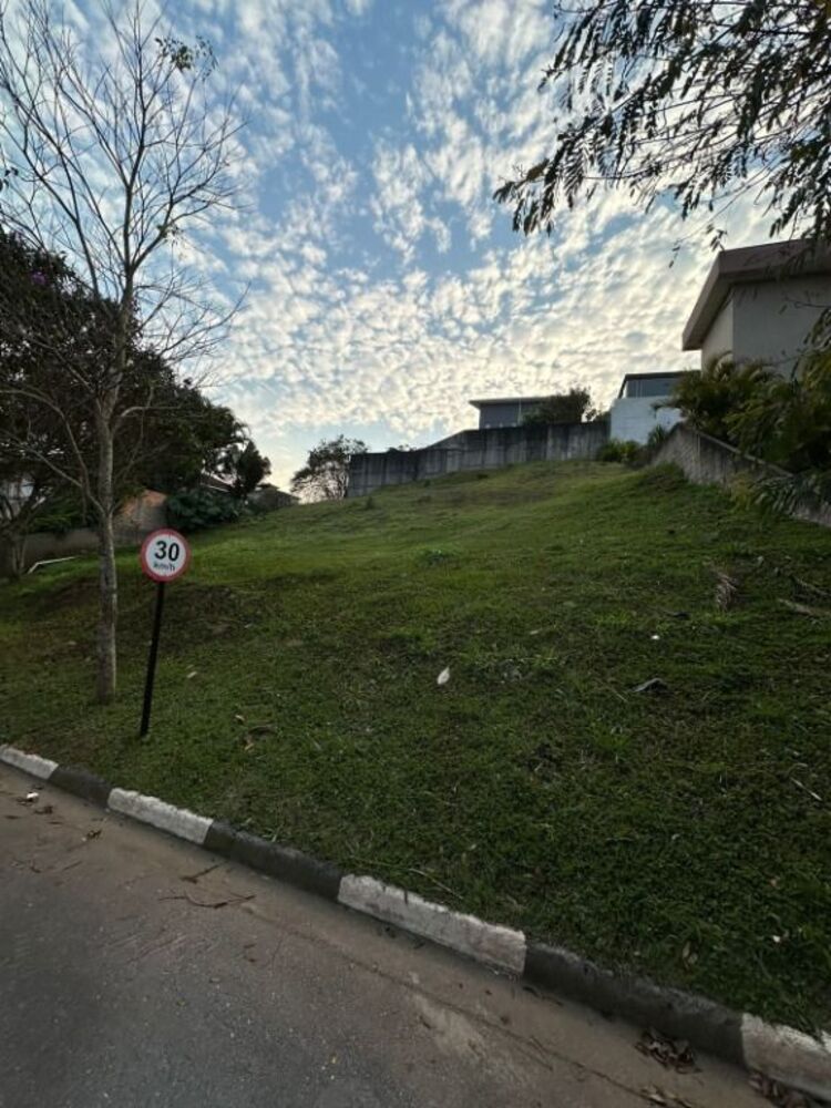 Loteamento e Condomínio, 819 m² - Foto 2