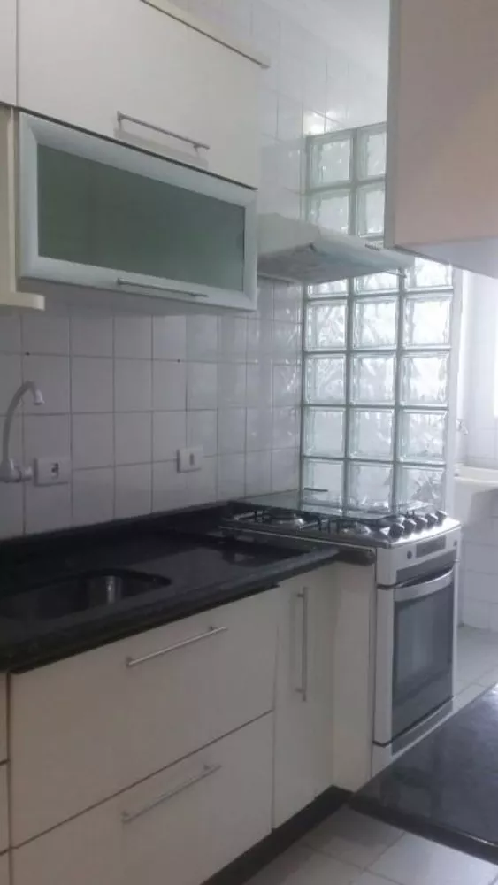 Apartamento à venda com 2 quartos, 50m² - Foto 15