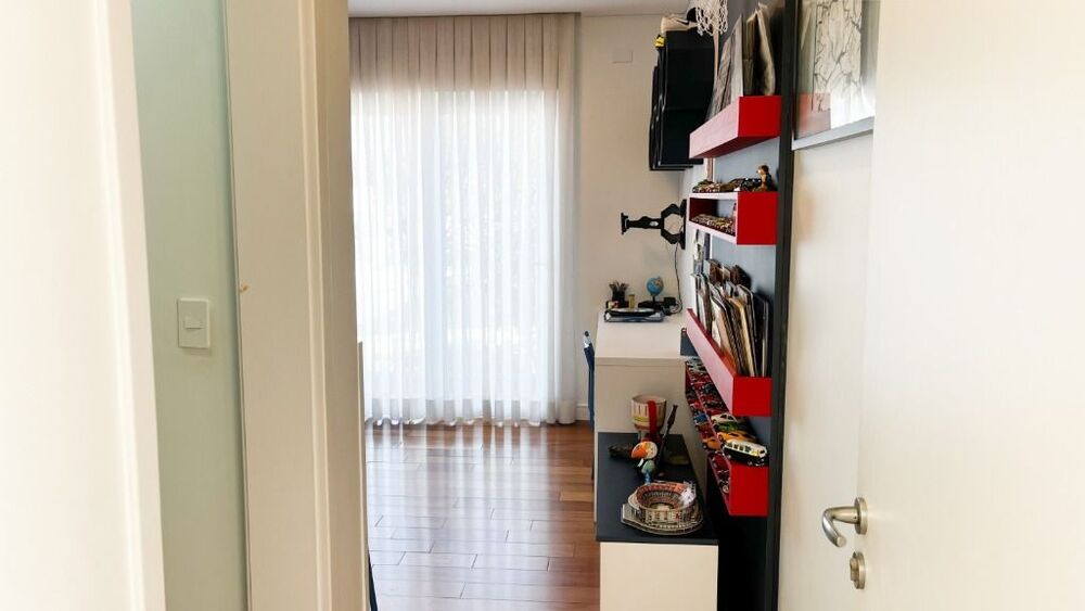 Casa de Condomínio à venda com 4 quartos, 356m² - Foto 4