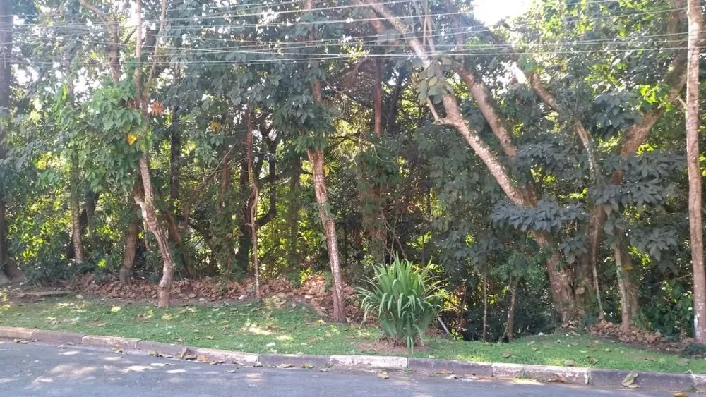 Loteamento e Condomínio, 1100 m² - Foto 1