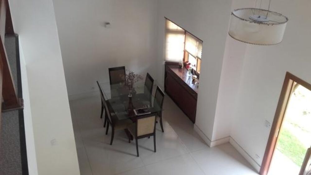 Casa de Condomínio à venda com 3 quartos, 250m² - Foto 9