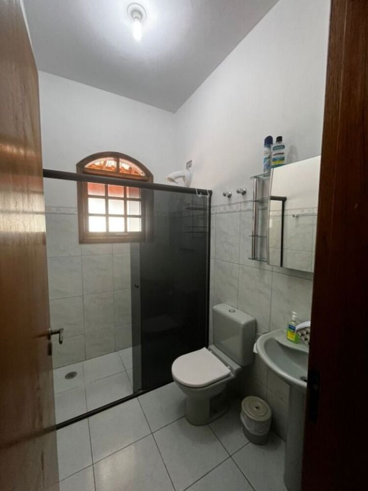 Casa de Condomínio à venda com 3 quartos, 325m² - Foto 4