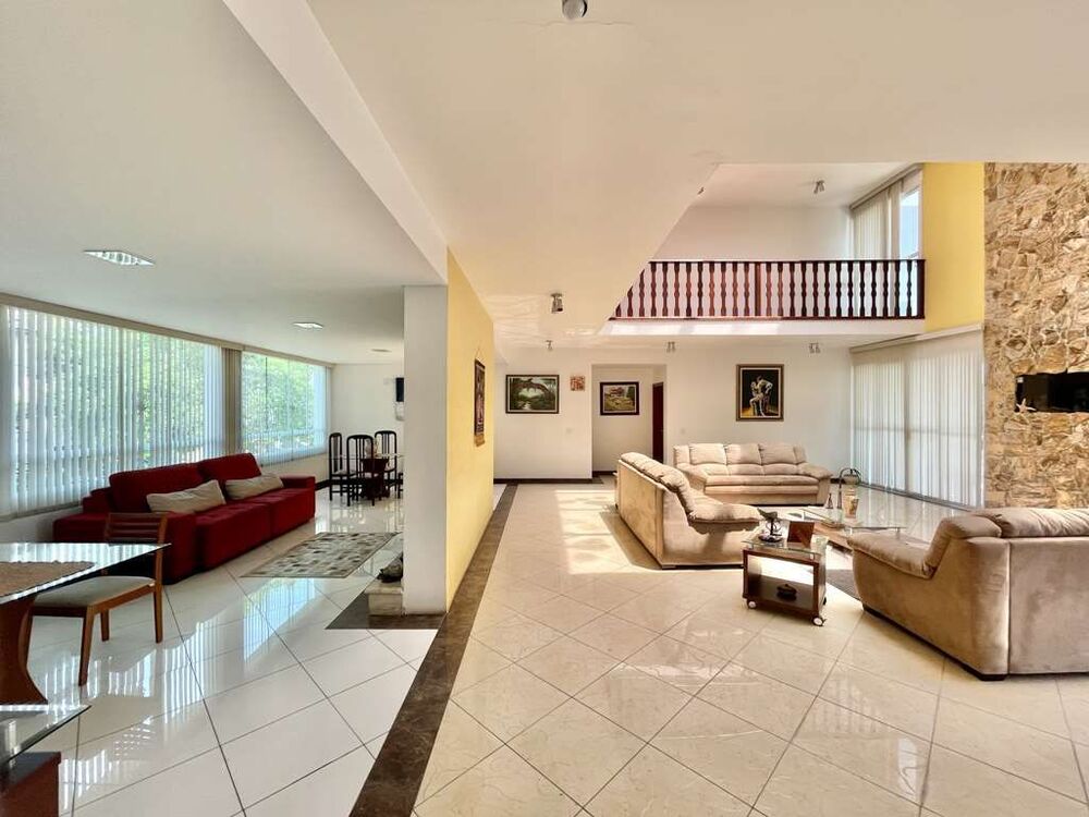 Casa de Condomínio à venda com 6 quartos, 1200m² - Foto 2