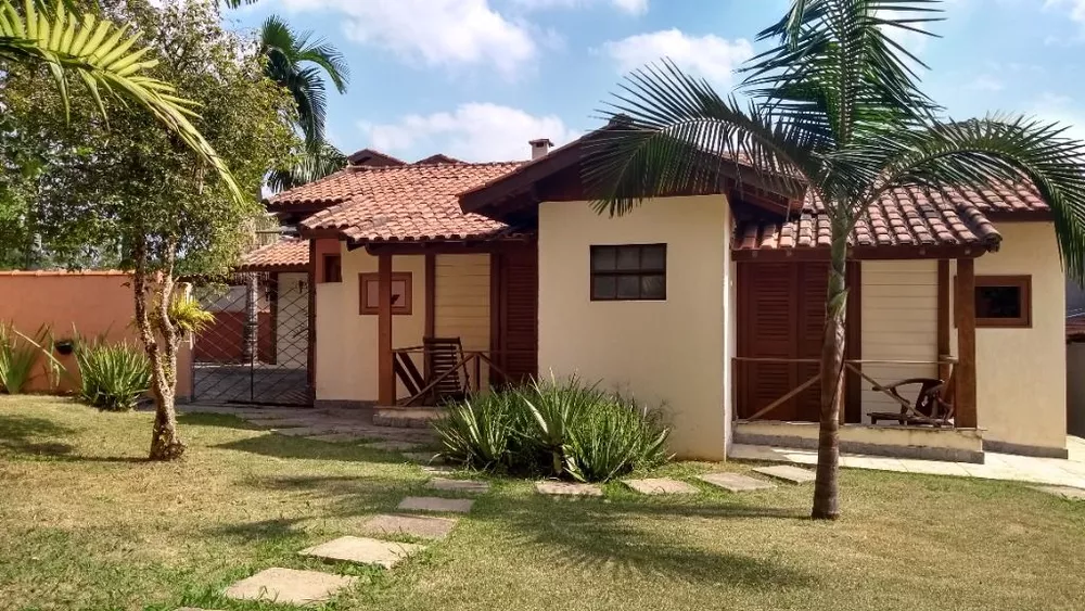 Casa de Condomínio à venda com 3 quartos, 186m² - Foto 1