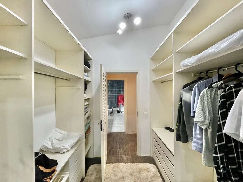 Casa de Condomínio à venda com 3 quartos, 600m² - Foto 3