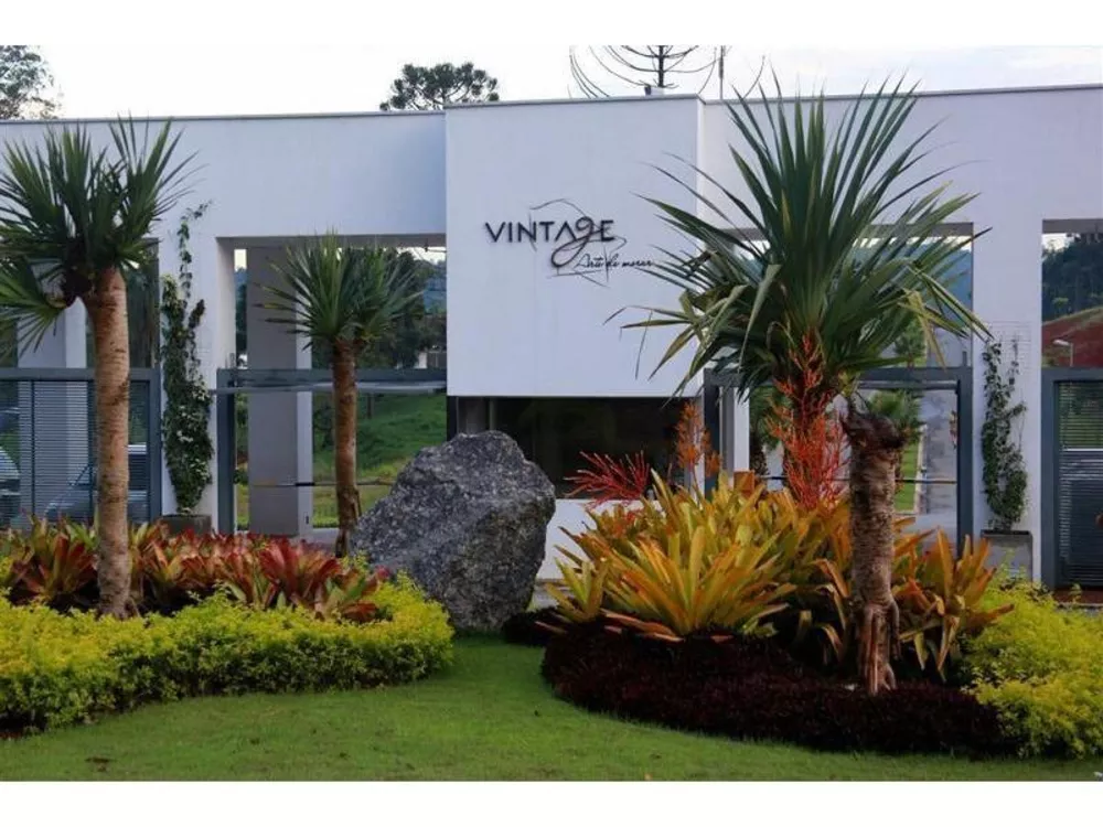 Loteamento e Condomínio, 511 m² - Foto 1