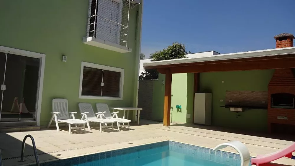 Casa de Condomínio à venda com 3 quartos, 150m² - Foto 1