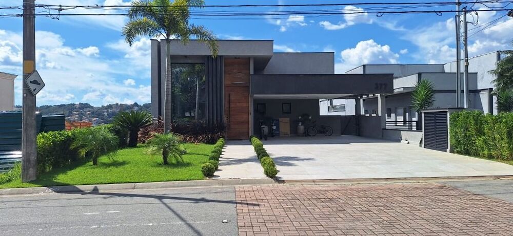 Casa de Condomínio à venda e aluguel com 4 quartos, 344m² - Foto 1