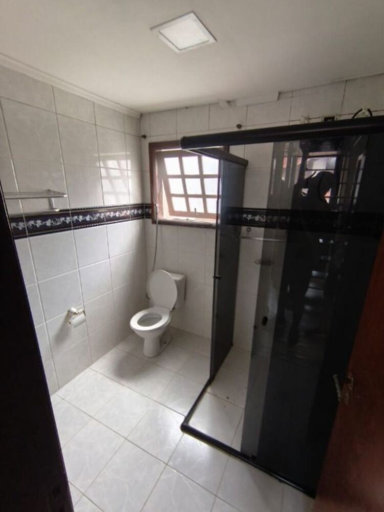 Casa de Condomínio à venda e aluguel com 4 quartos, 404m² - Foto 1