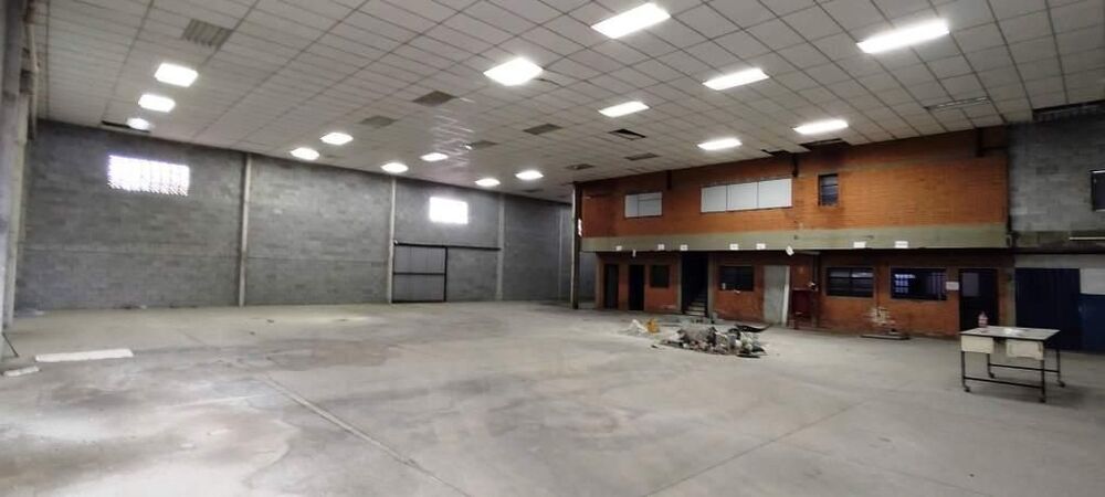 Depósito-Galpão, 2800 m² - Foto 2
