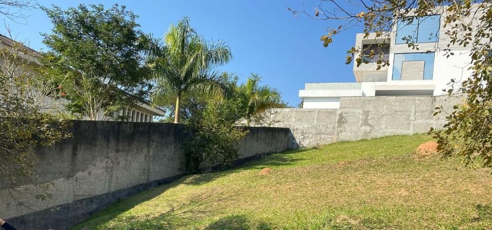 Loteamento e Condomínio, 525 m² - Foto 1
