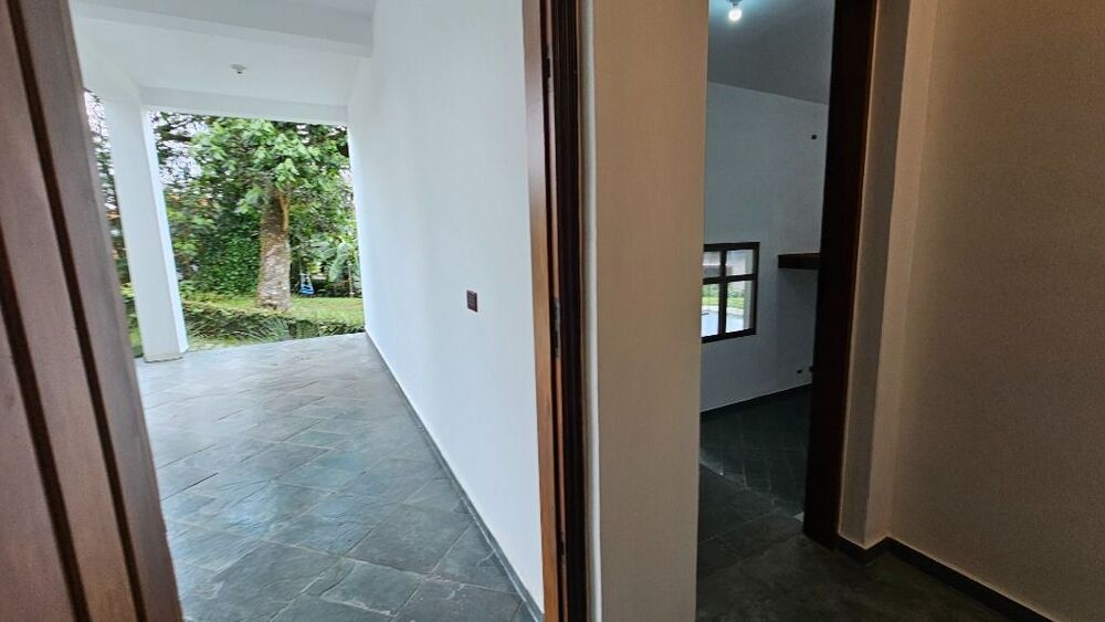 Casa de Condomínio à venda com 3 quartos, 330m² - Foto 9