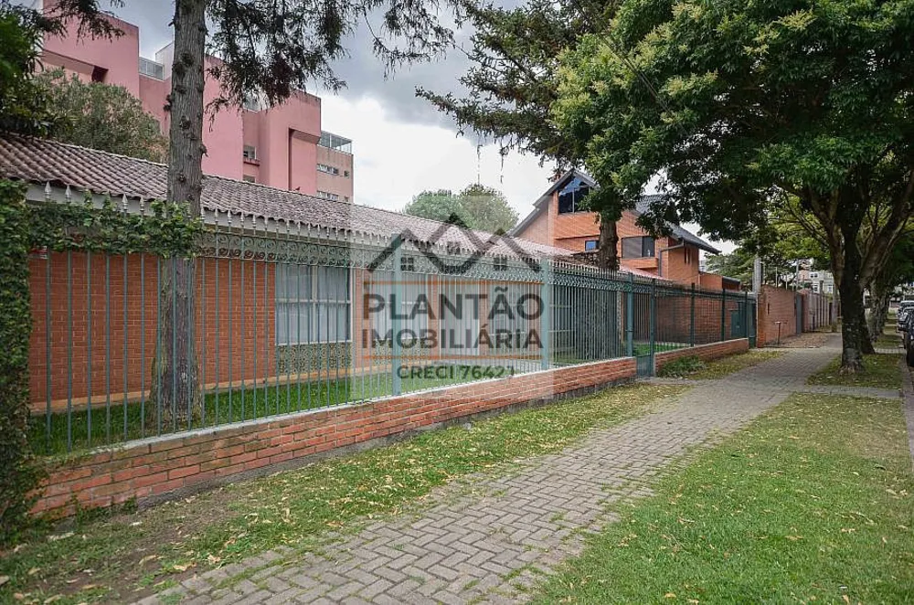 Casa, 3 quartos, 1098 m² - Foto 1