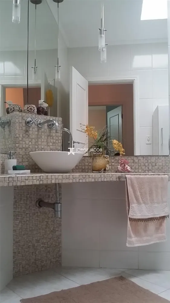 Casa, 3 quartos, 270 m² - Foto 3