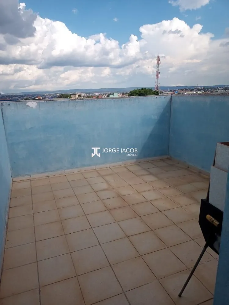 Casa, 3 quartos, 251 m² - Foto 2