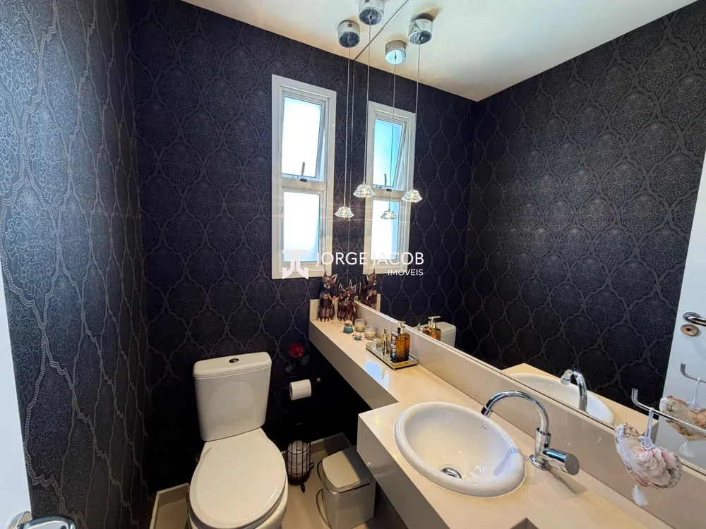 Apartamento, 3 quartos, 143 m² - Foto 1