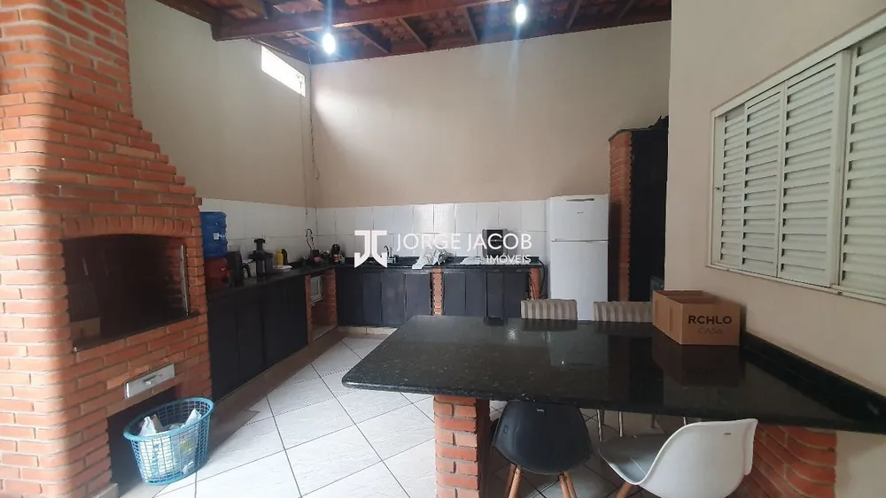 Casa, 3 quartos, 200 m² - Foto 3