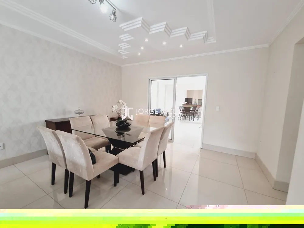 Casa, 3 quartos, 188 m² - Foto 3