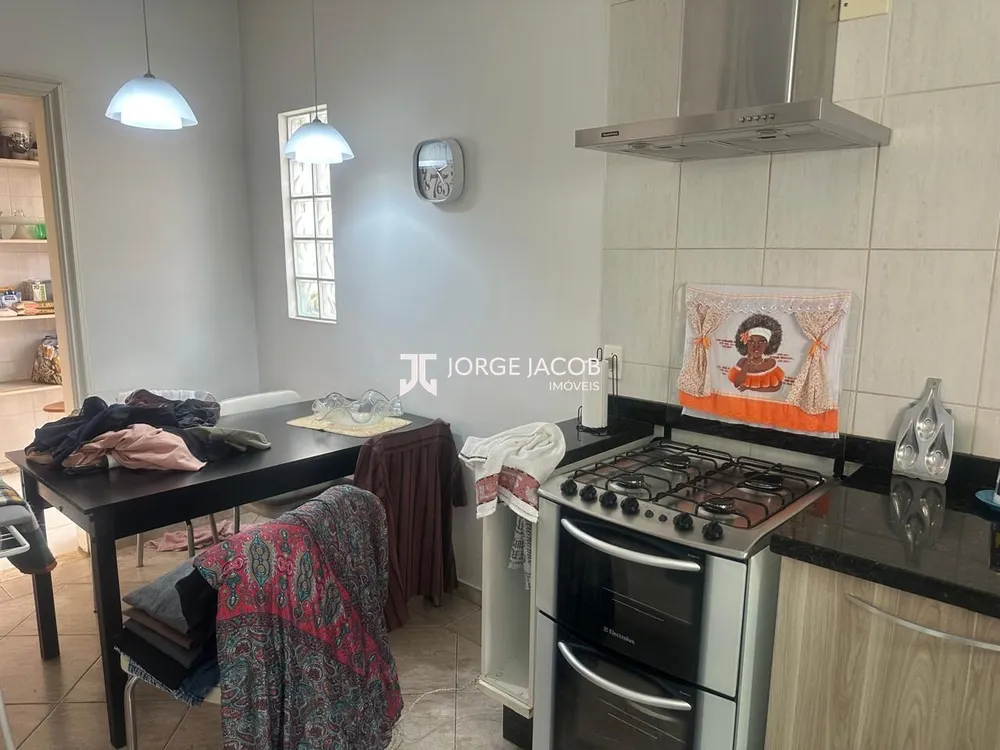 Casa, 3 quartos, 223 m² - Foto 2