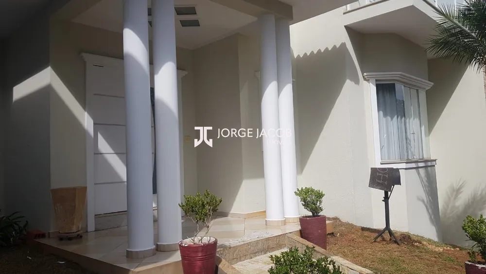 Casa, 4 quartos, 193 m² - Foto 2