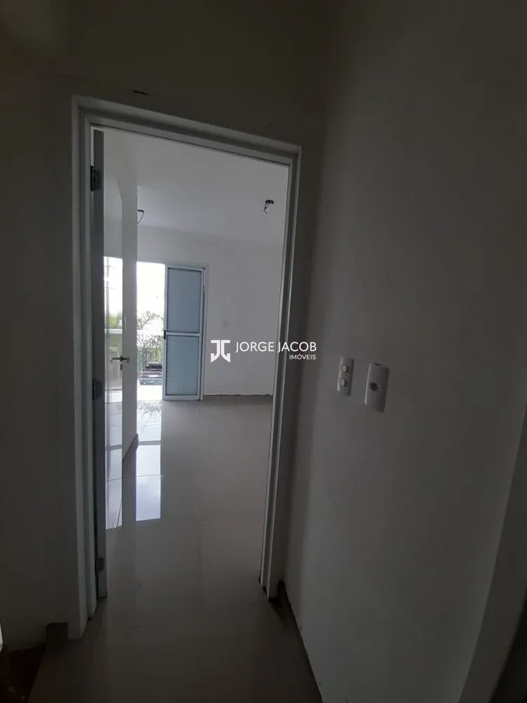 Casa, 3 quartos, 192 m² - Foto 2