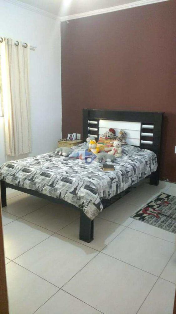 Casa, 4 quartos, 184 m² - Foto 2