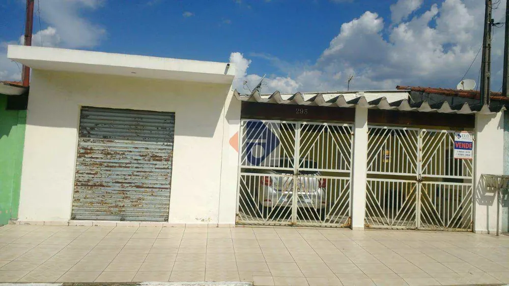 Casa, 4 quartos, 184 m² - Foto 1