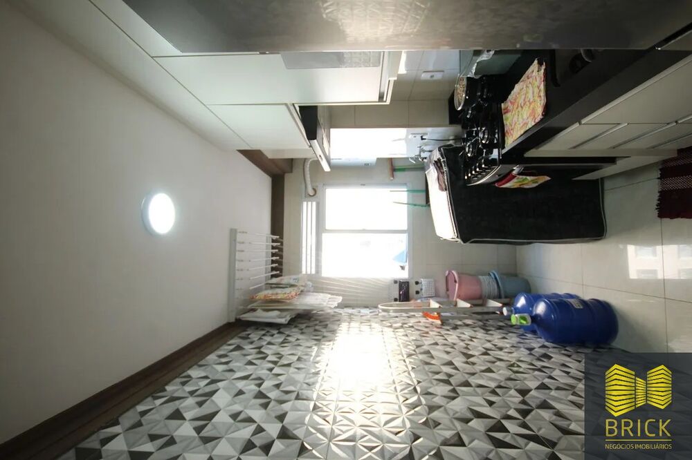 Apartamento à venda com 2 quartos, 44m² - Foto 13