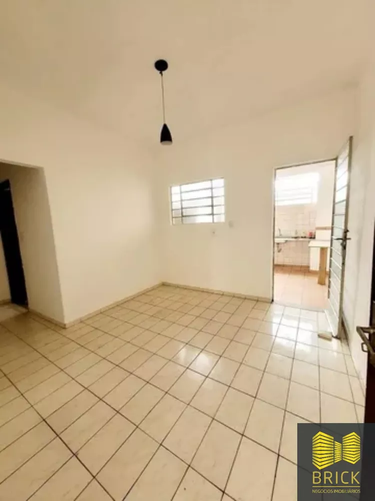 Casa, 2 quartos, 270 m² - Foto 2