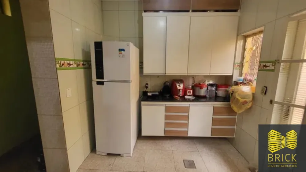 Casa, 4 quartos, 250 m² - Foto 4