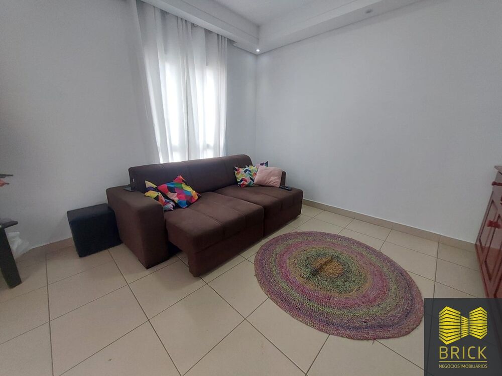 Casa, 3 quartos, 104 m² - Foto 1