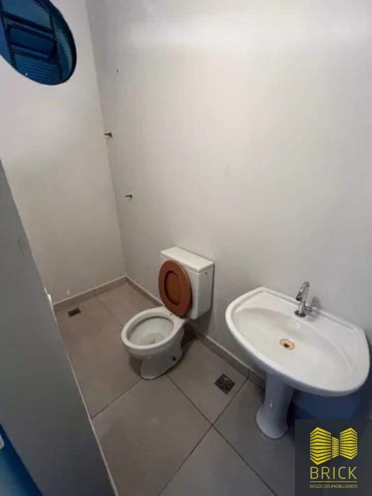Casa, 3 quartos, 200 m² - Foto 1