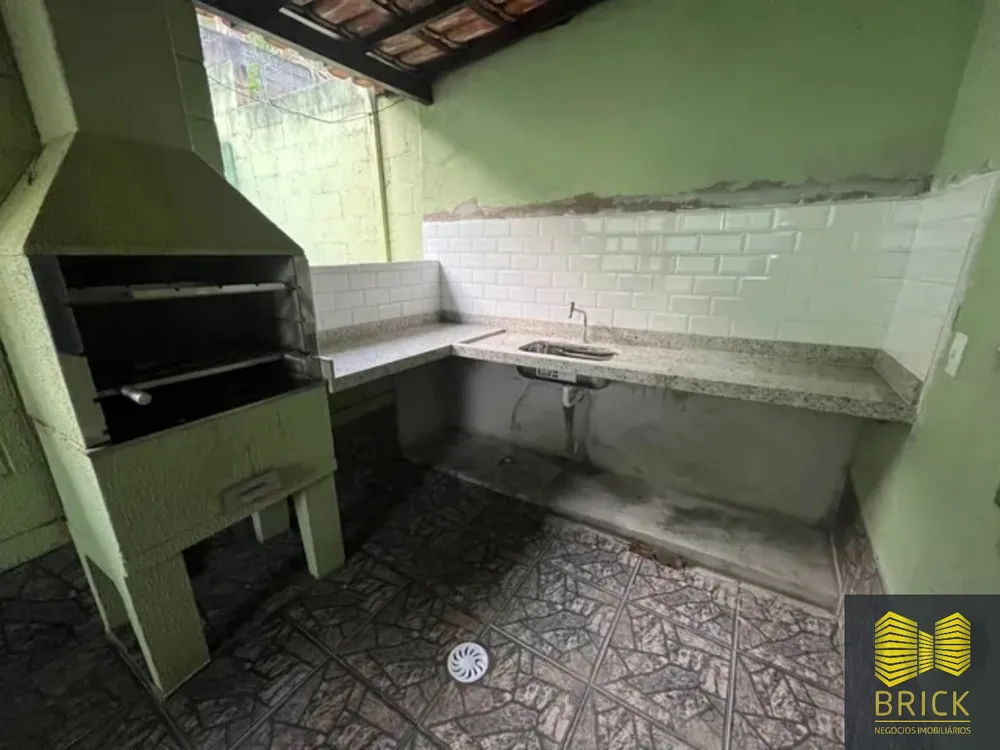 Casa, 3 quartos, 200 m² - Foto 1