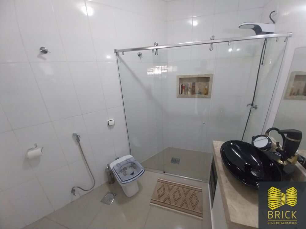 Casa, 3 quartos, 256 m² - Foto 3
