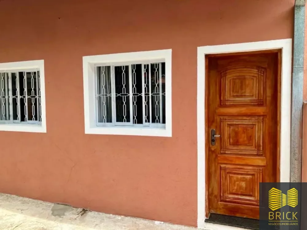 Casa, 3 quartos, 283 m² - Foto 1