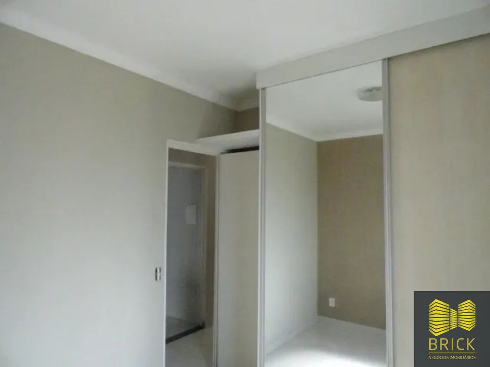 Apartamento à venda com 2 quartos, 53m² - Foto 2