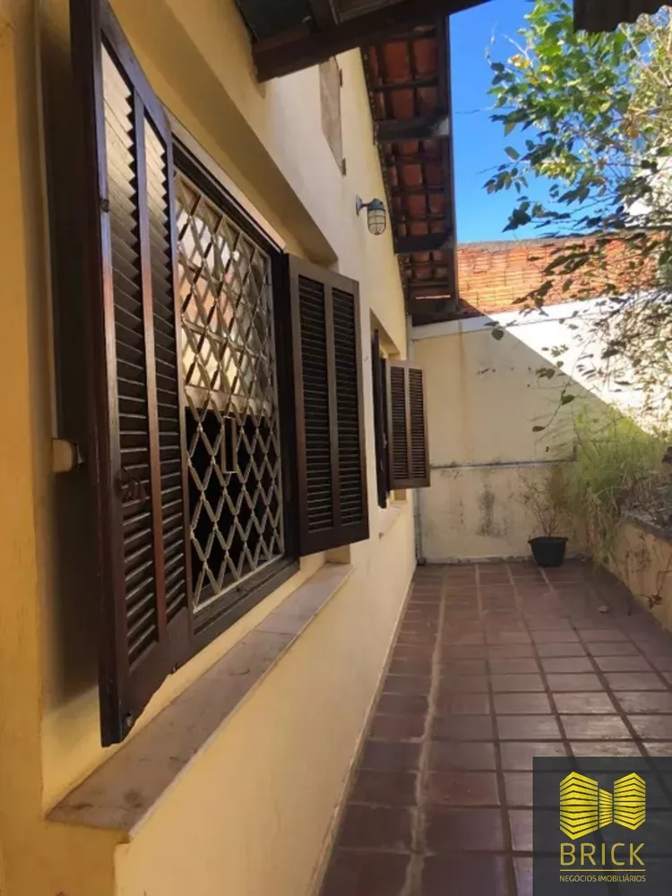 Casa, 3 quartos, 250 m² - Foto 1
