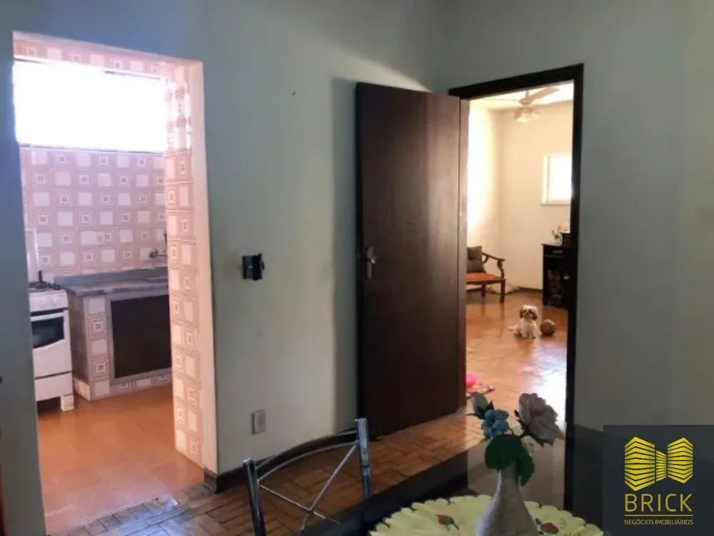 Casa, 3 quartos, 250 m² - Foto 1