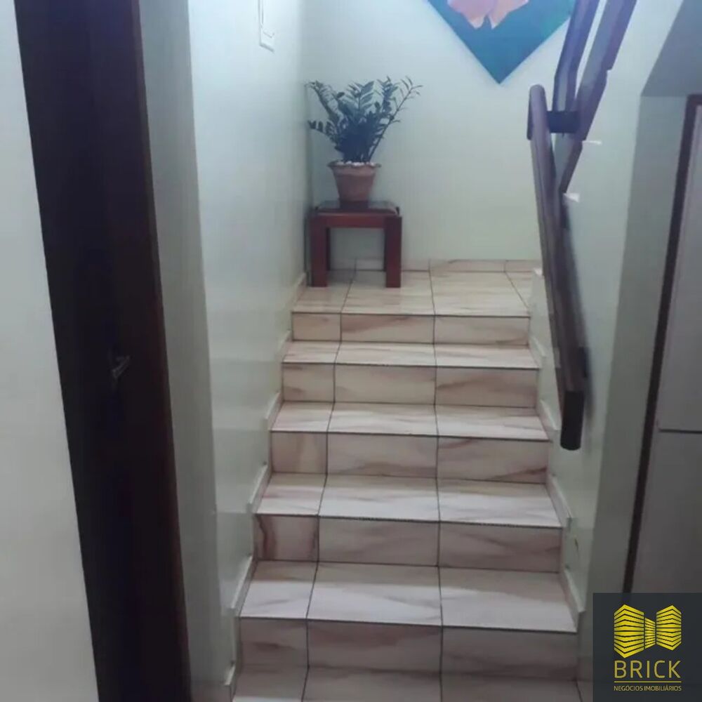 Casa, 3 quartos, 250 m² - Foto 1