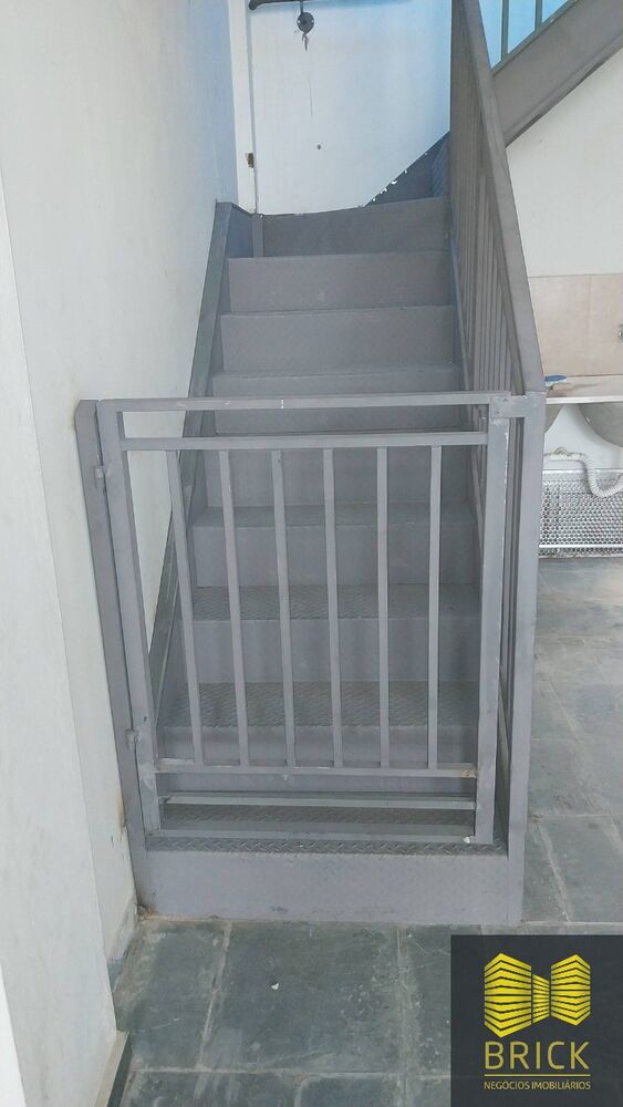 Casa, 6 quartos, 325 m² - Foto 1