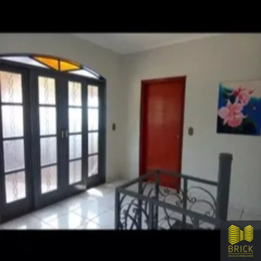 Casa, 3 quartos, 217 m² - Foto 3