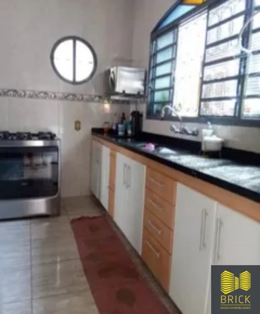 Casa, 3 quartos, 217 m² - Foto 2