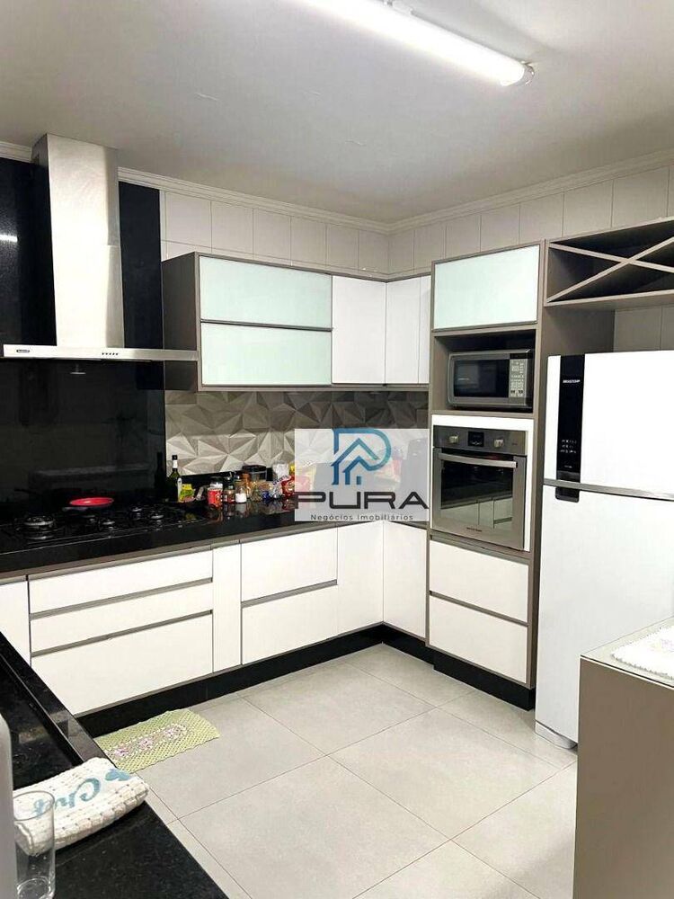Casa, 3 quartos, 186 m² - Foto 4